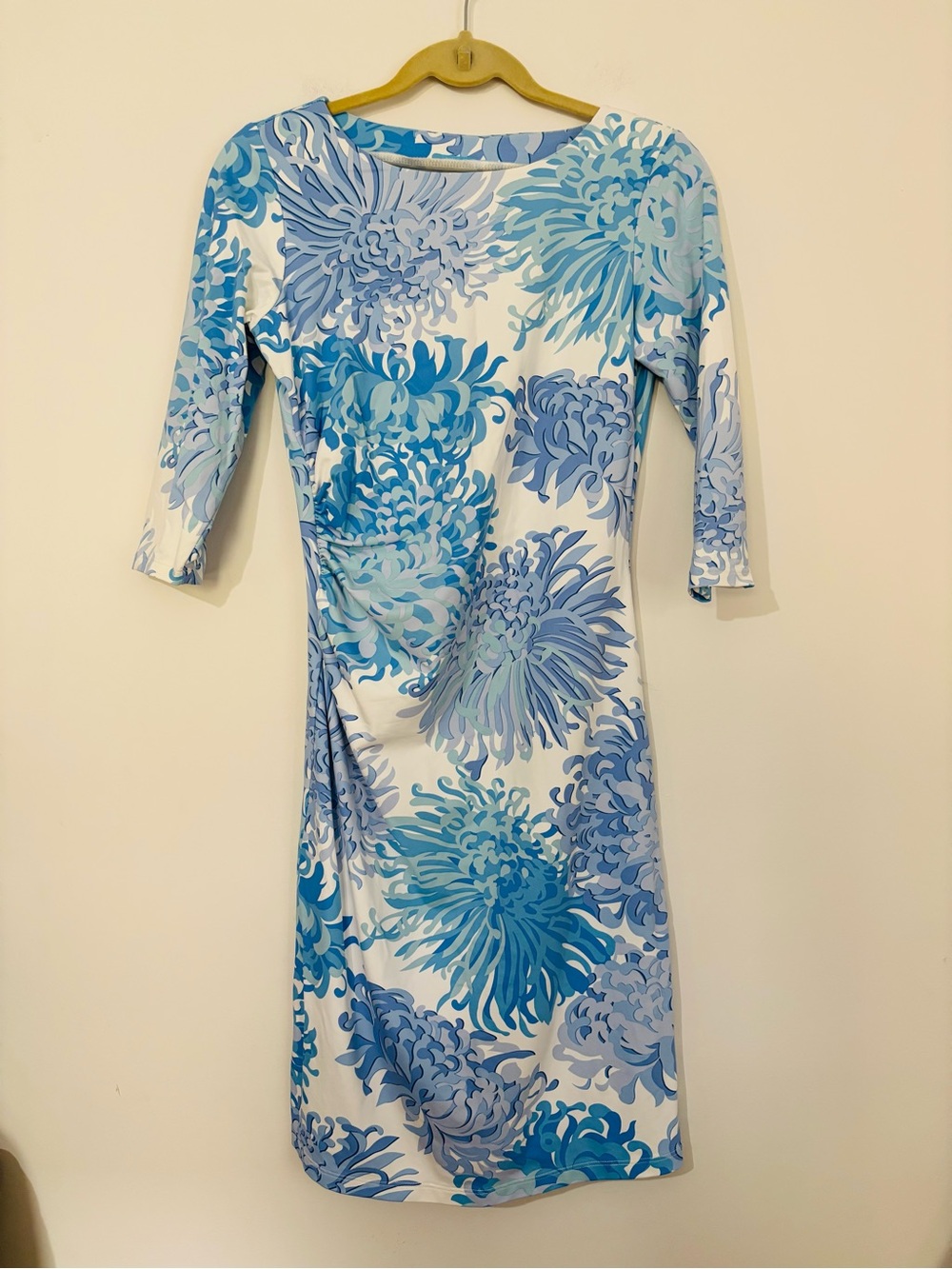 J. McLaughlin Blue and White Floral Midi Dress